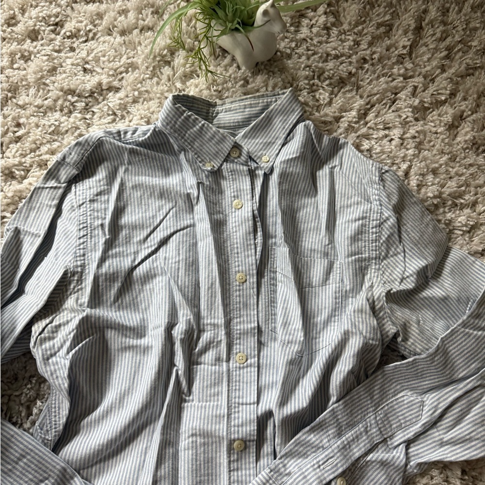 Club Monaco Striped Shirt - Picture 7 of 8